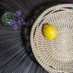 Pirouette Paris Statuettes Et Figurines Corbeille Ronde En Jonc De Mer Et Perles De Bois D37 -Vases Soldes corbeille ronde en jonc de mer et perles de bois d37 3