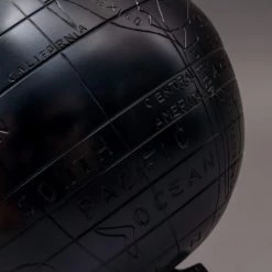 Dutchbone Statuettes Et Figurines Mappemonde En Aluminium Noir H33cm -Vases Soldes mappemonde en aluminium noir h33cm 3