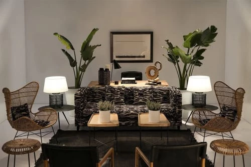 Thai Natura Statuettes Et Figurines Sculpture En Bois Clair Et Métal Noir 4 Thai Natura Statuettes Et Figurines Sculpture En Bois Clair Et Métal Noir – Image 2