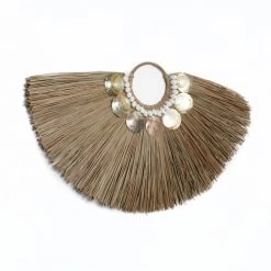 Bazar Bizar Statuettes Et Figurines Statue D'alang Alang Herbe Et Coquillage Sur Socle En Métal -Vases Soldes statue d alang alang herbe et coquillage sur socle en metal 3