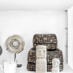 Bazar Bizar Statuettes Et Figurines Statue D'homme En Grès -Vases Soldes statue d homme en gres 3