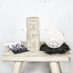 Bazar Bizar Statuettes Et Figurines Statue En Grès -Vases Soldes statue en gres 60