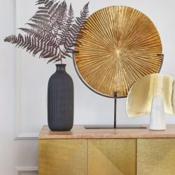 Maisons Du Monde Statuettes Et Figurines Statuette En Métal Doré Et Marbre Beige H26 -Vases Soldes statuette en metal dore et marbre beige h26 1000 10 1 221401 5